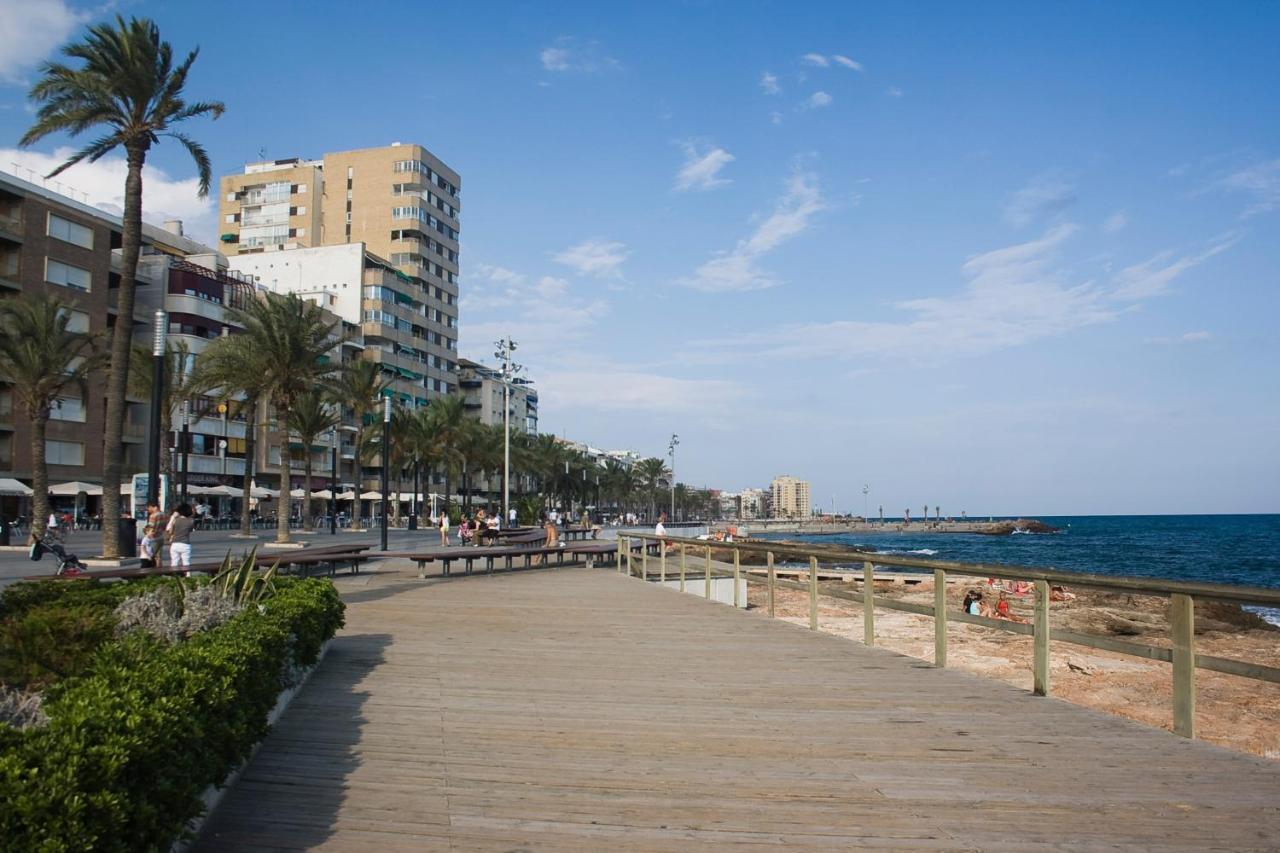 Homely Apartments Casa Torres Torrevieja Esterno foto